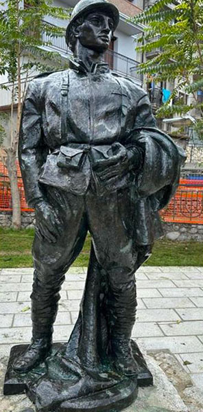 Monumento dei Caduti in Guerra di Cotronei restaurata